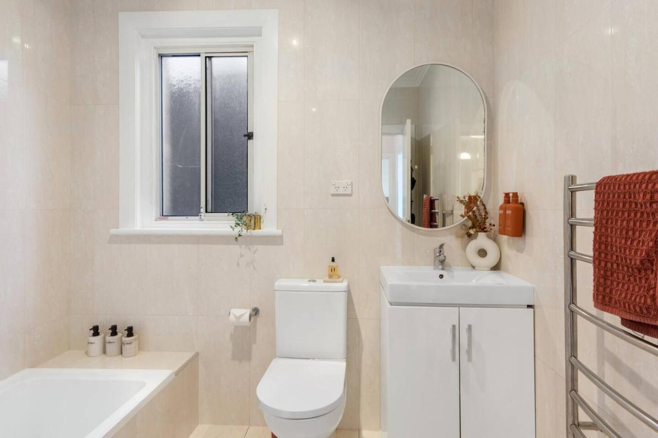 Annie's Escape - Elegant Coastal Style By The Wollongong